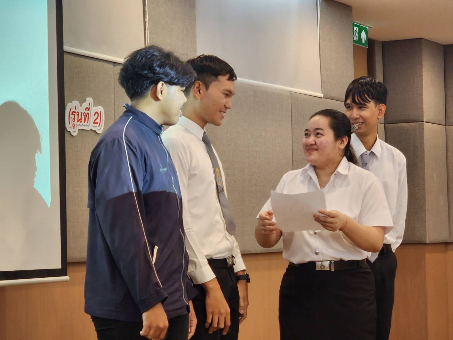 โครงการการพัฒนาสมรรถนะด้านการสอน ของนิสิตครูภาษาอังกฤษแบบเน้นการสื่อสาร Communicative Langaue Teaching