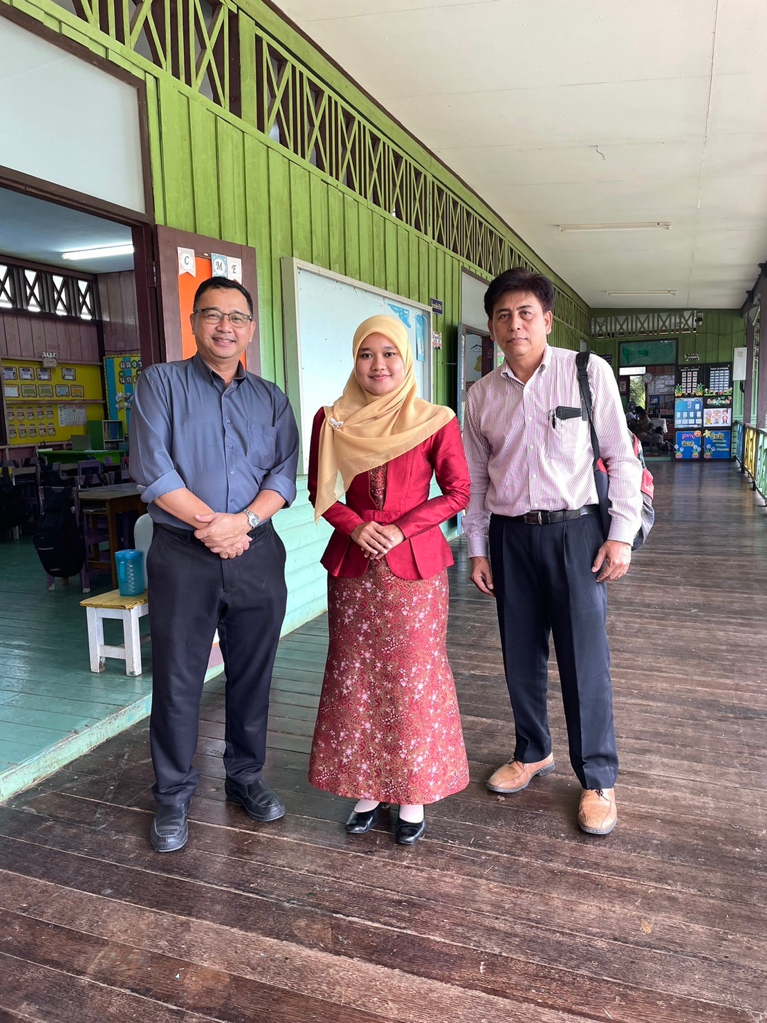 หลักสูตรประกาศนียบัตรนวัตกรรม และการประยุกต์เทคโนโลยีดิจิทัล เพื่อการจัดการเรียนรู้ให้แก่ผู้เรียน ระดับการศึกษาขั้นพื้นฐาน ในยุคสถานการณ์โควิด 19  สำหรับครูและบุคลากรทางการศึกษา  (Non - Degree) รุ่นที่ 2
