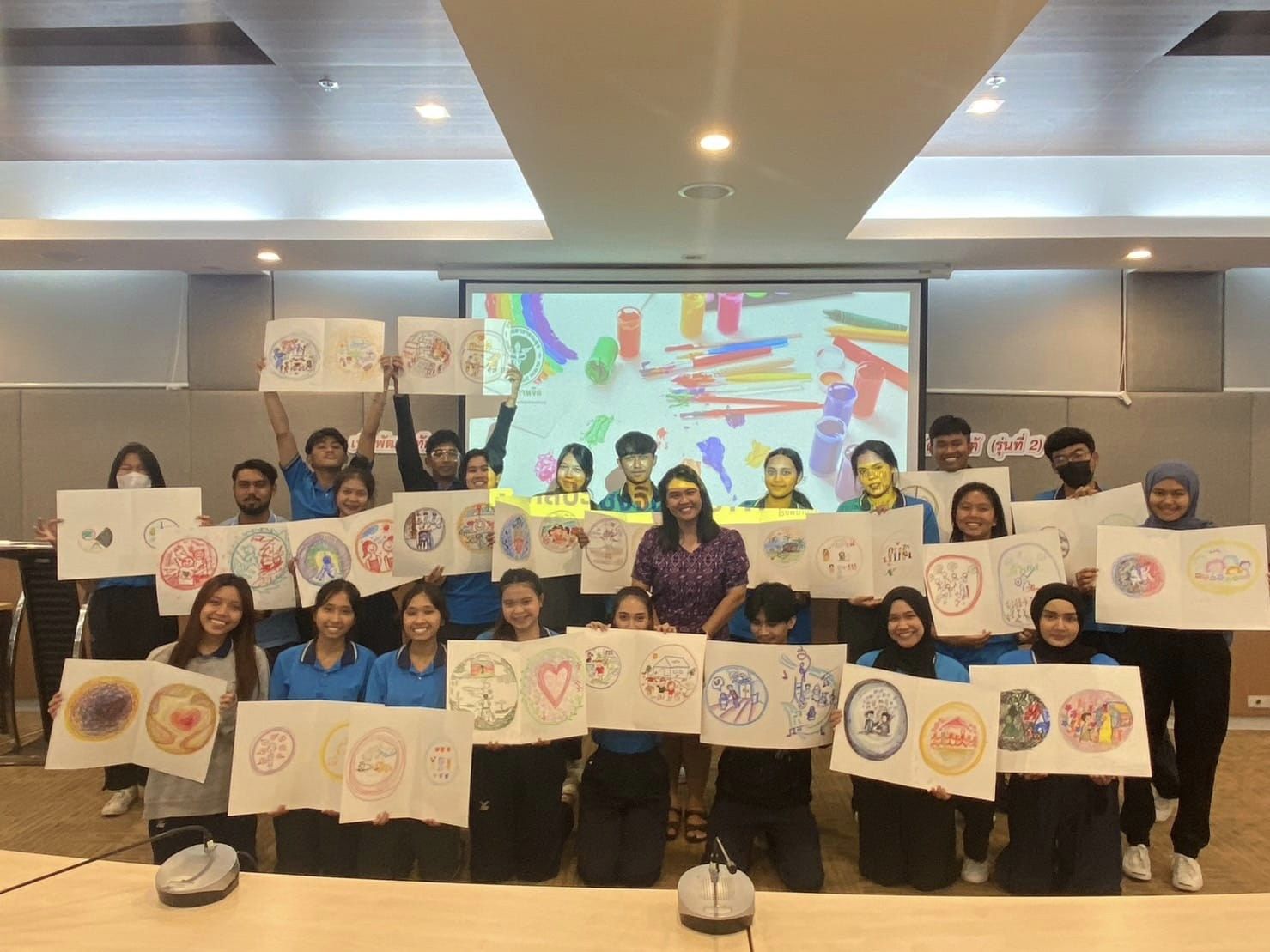 โครงการอบรมเชิงปฎิบัติการศิลปะบำบัด