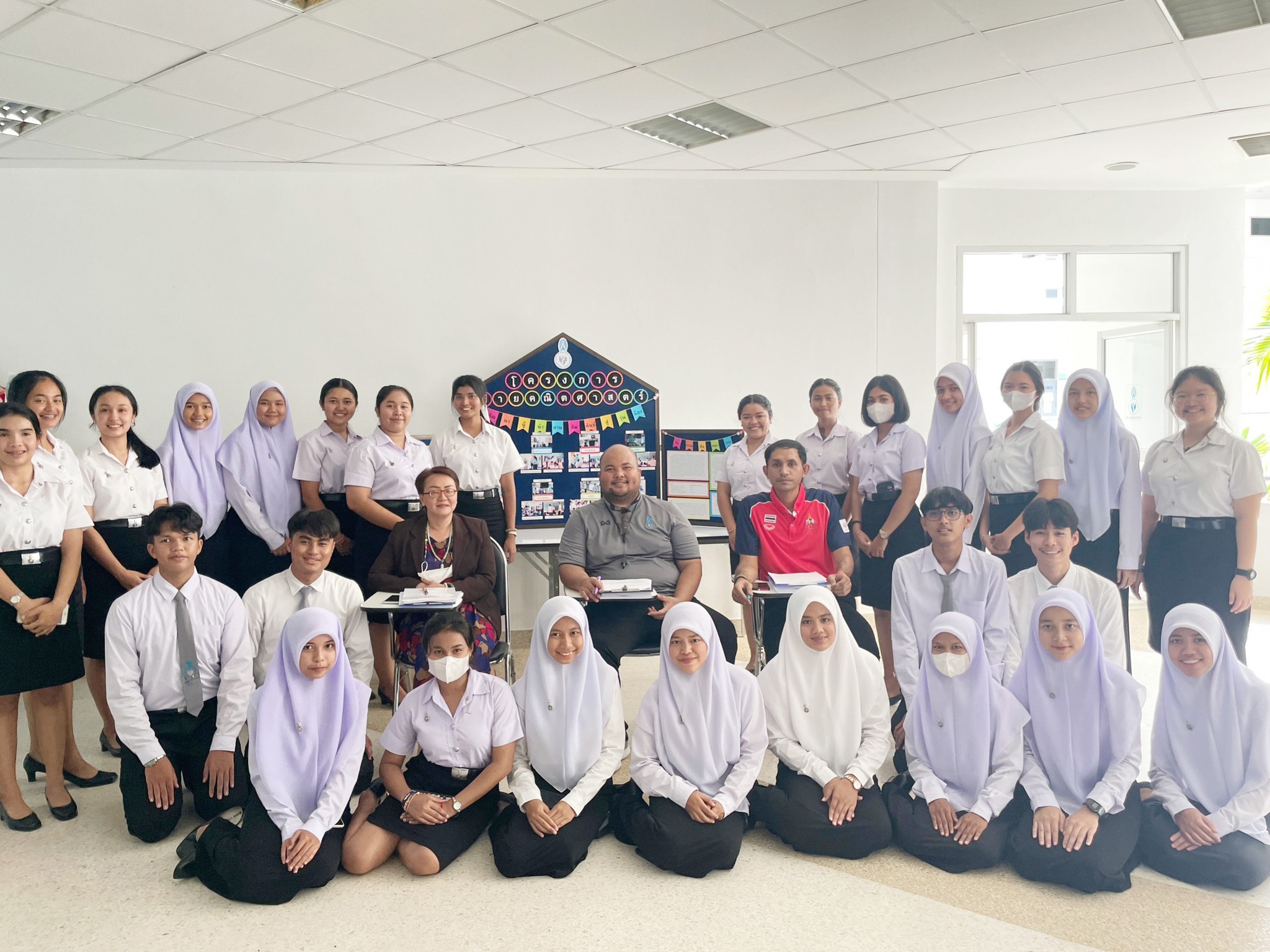 การนำเสนอผลงานครูนักพัฒนา  Learning Festival
