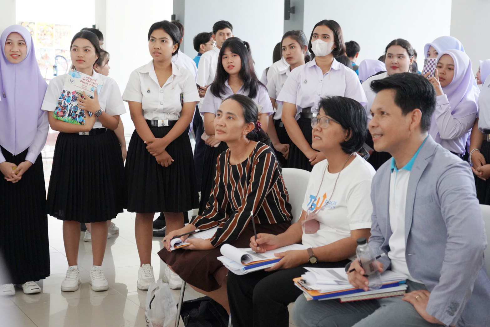 การนำเสนอผลงานครูนักพัฒนา  Learning Festival