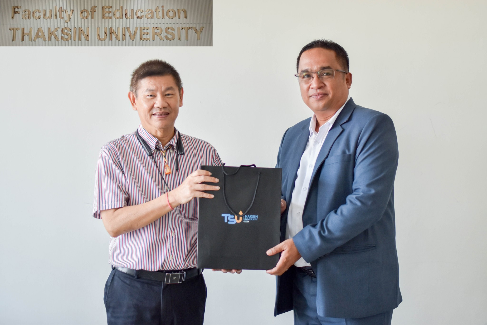 โครงการสัมมนานิสิตหลังปฏิบัติการสอนในสถานศึกษา สำหรับนิสิตหลักสูตรประกาศนียบัตร สาขาวิชา วิชาชีพครู