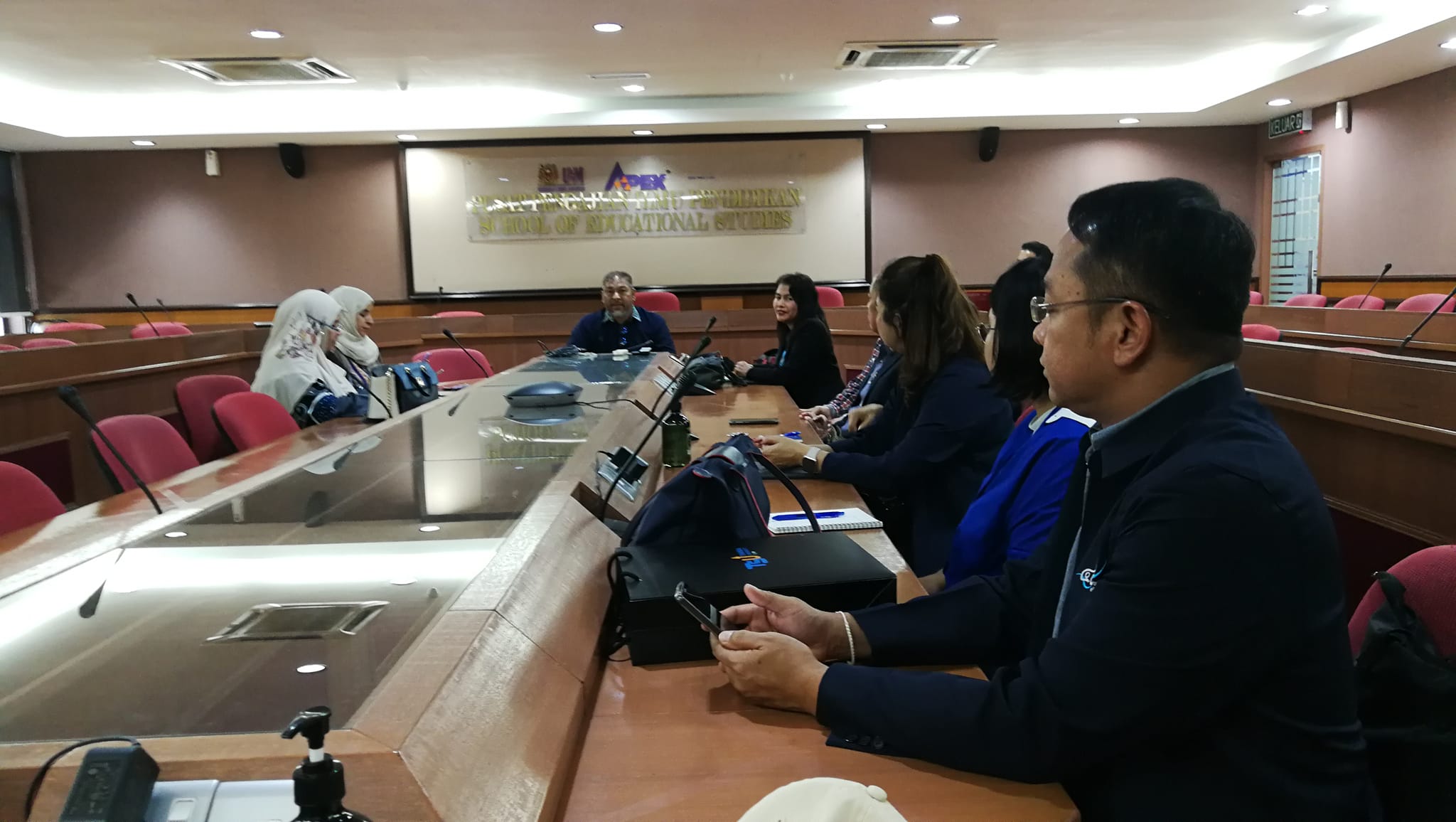 การเจรจาความร่วมมือ​ทางวิชาการ ณ​ University of Sains Malaysia เมือง​ปีนัง​ ประเทศ​มาเลเซีย โดย​สาขาการสอนศิลปศาสตร์​คณะศึกษาศาสตร์​ มหา​วิทยาลัย​ทักษิณ​ วิทยาเขต​สงขลา​
