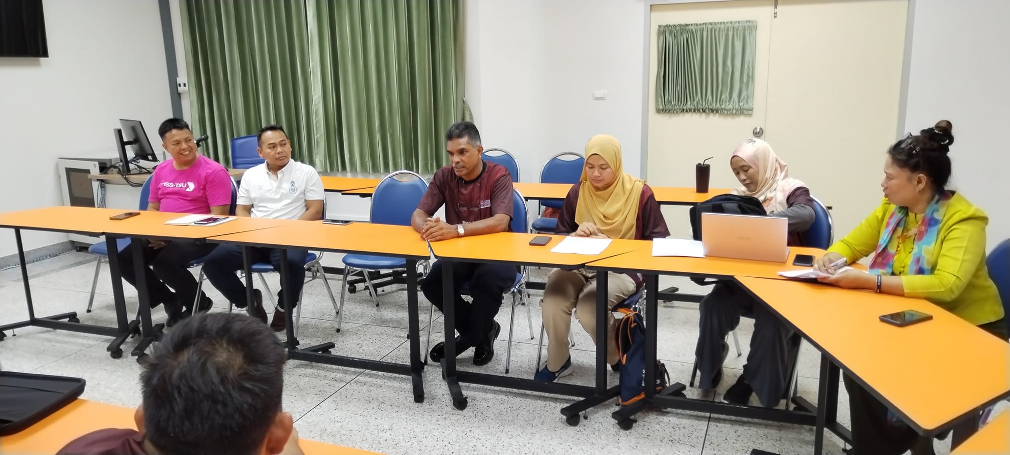 อาจารย์​ธีรพันธ์​ สังข์แก้ว ผู้ช่วยคณบดีคณะศึกษา​ศาสตร์​ วิทยาเขต​พัทลุง​ เข้าร่วมงาน TSU-UPSI​ Mobility Program​ 2023