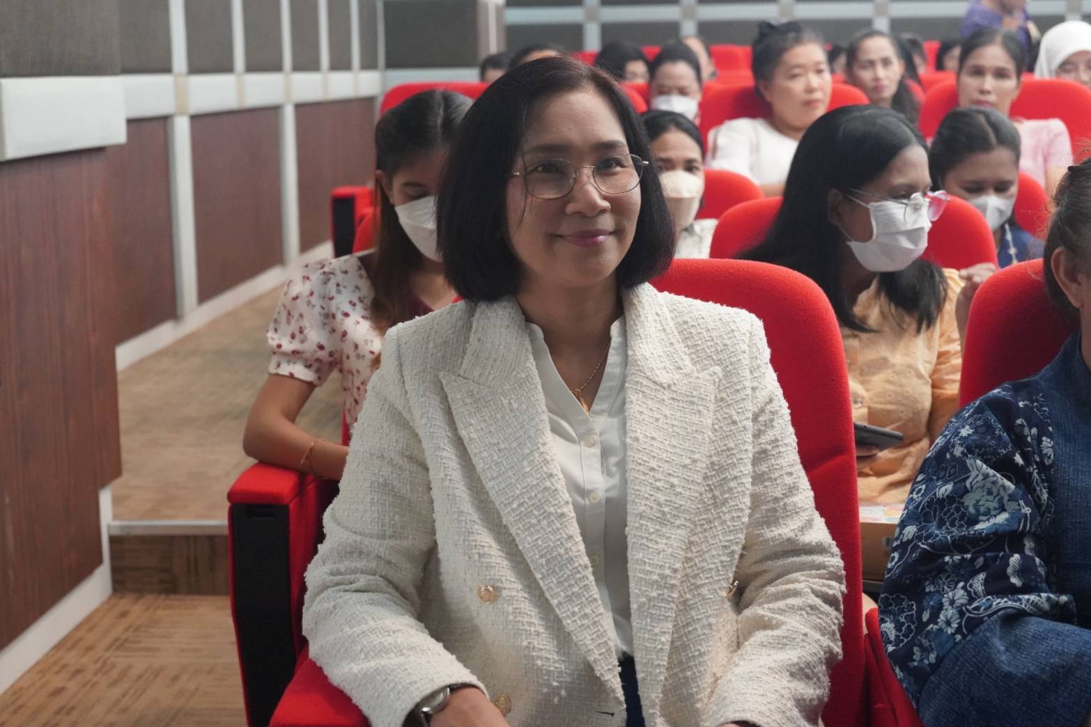 โครงการสัมมนาผู้บริหาร ครูพี่เลี้ยง และผู้ประสานงานโรงเรียนเครือข่ายฝึกปฏิบัติการสอนในสถานศึกษา