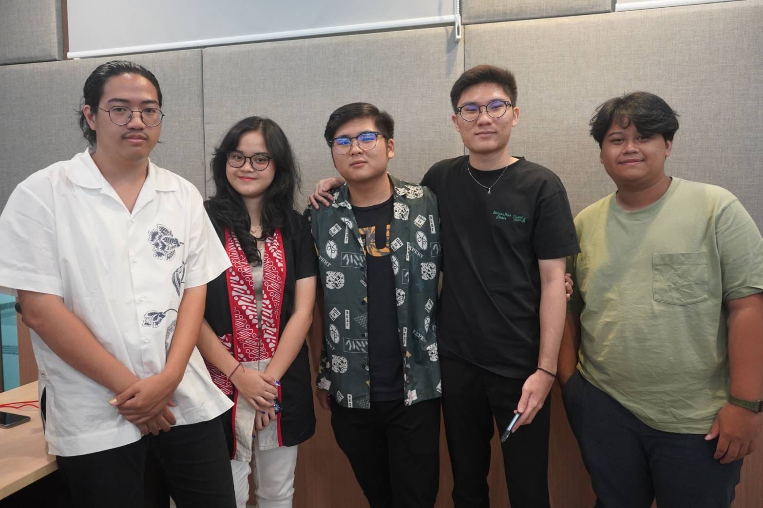 ขอแสดง​ความยินดี​กับ อาจารย์​ ดร. ศิลป​์ชัย​ สุวรรณ​มณี ที่ได้รับการแต่งตั้งดำรงตำแหน่ง ผู้รักษา​การ​แทน​ผู้อำนวยการ โรงเรียนสาธิต​มหาวิทยาลัย​ทักษิณ​ ฝ่ายประถม