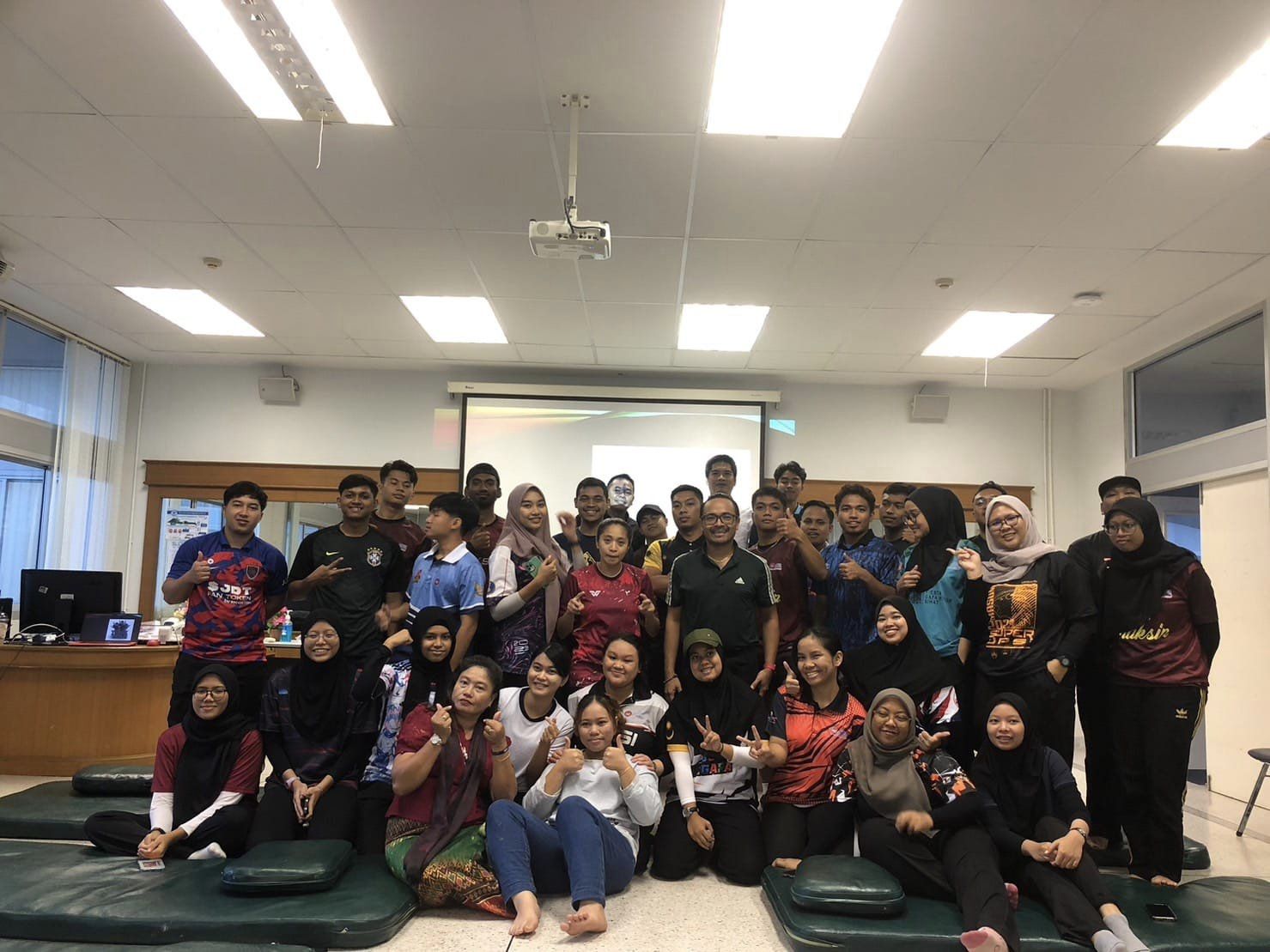 กิจกรรมปฏิบัติการนวดทางกีฬา  ระหว่าง TSU กับ UPSI