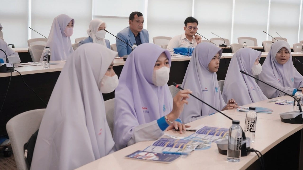 ต้อนรับ นักเรียนจากโรงเรียนสายยิดวิทยามูลนิธิ