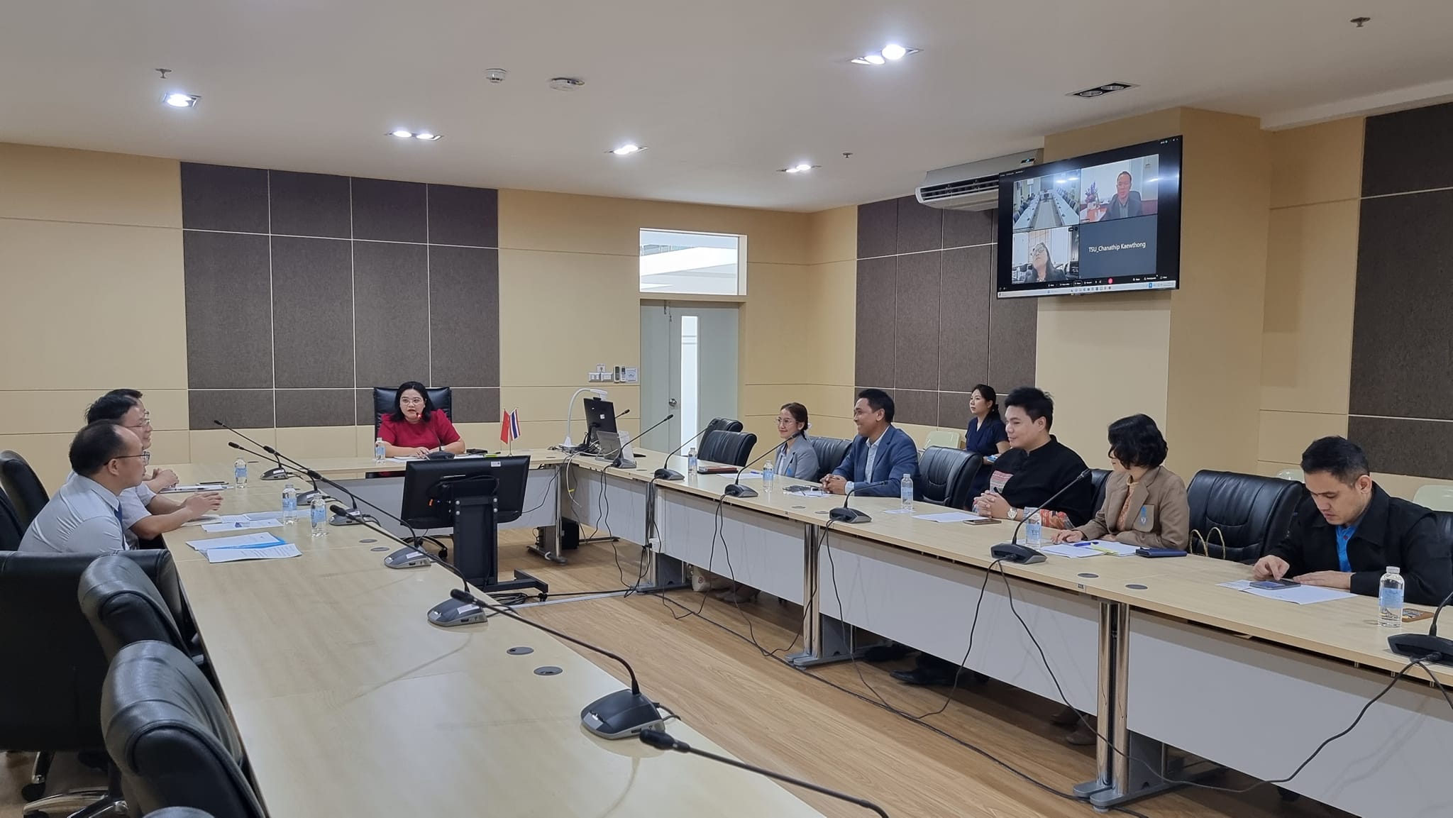 ผู้บริหาร​คณะศึกษา​ศาสตร์ เข้าร่วมการเจรจาความร่วมมือ กับคณะผู้บริหาร​จาก​  Nanning Normal University ประเทศ​สาธารณรัฐประชาชนจีน​...