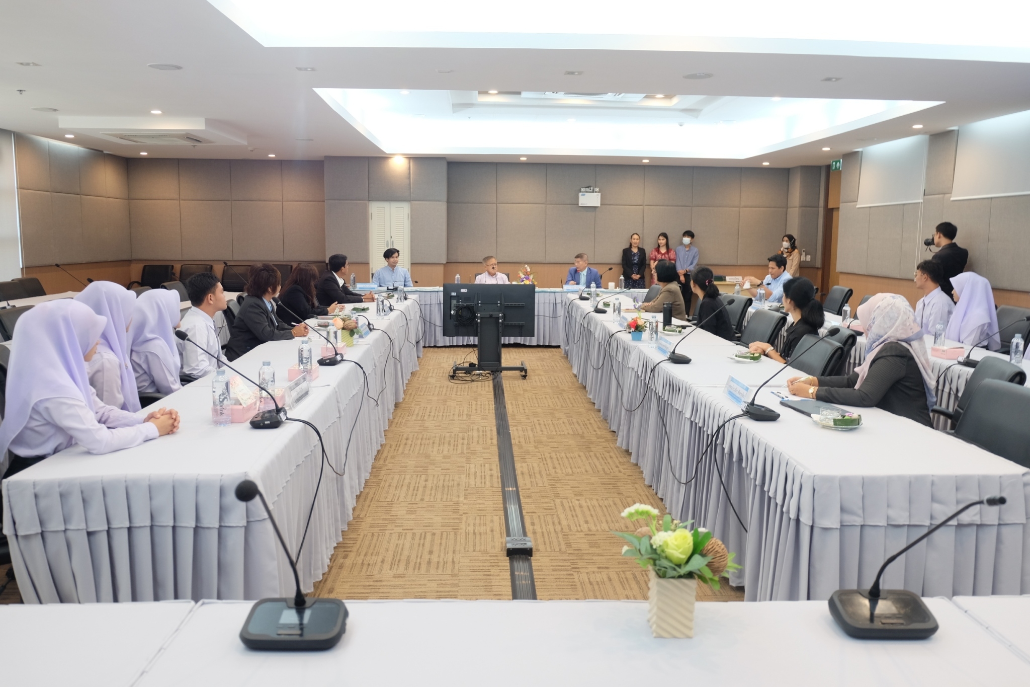 พิธีลงนามในสัญญาทุนการศึกษา ของมูลนิธิชัยพัฒนาประจำปีการศึกษา 2566