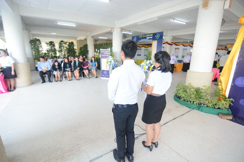 กิจกรรม Life is Learning : ชีวิตคือการเรียนรู้ การนำเสนอผลงานนิสิตสาขาวิชาเทคโนโลยีและสื่อสารการศึกษา (วันที่ 13 พฤศจิกายน 2560)
