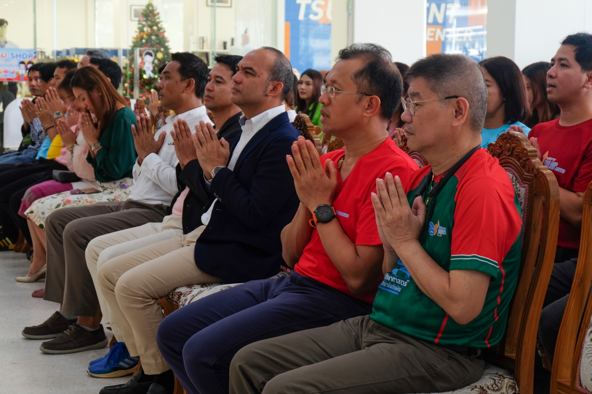 โครงการส่งท้ายปีเก่าต้อนรับ​ปีใหม่​ ณ​ ลานชั้น1อาคาร​ 50​ ปี​  ​มหา​วิทยาลัย​ทักษิณ​ ​วิทยาเขต​สงขลา