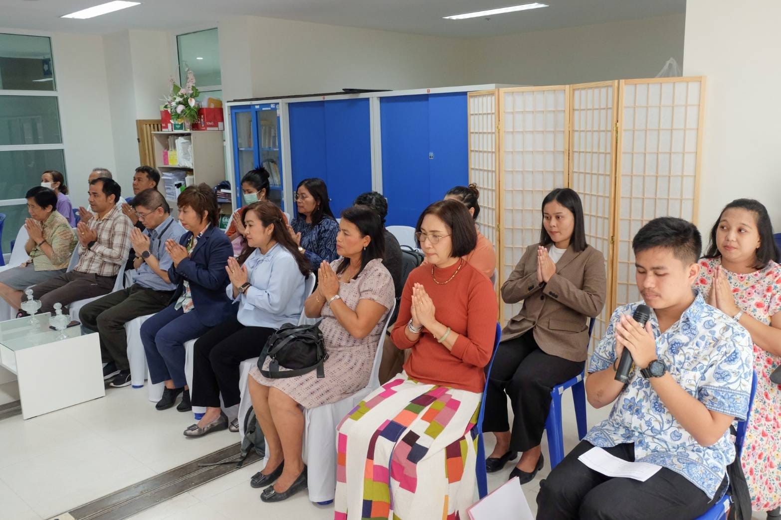 ผู้บริหาร​ คณาจารย์​ บุคลากร​ และนิสิต คณะศึกษา​ศาสตร์​  ร่วมทำบุญ โดยหลักสูตร กศ.บ. สาขาวิชาการศึกษา วิชาเอกการประถมศึกษา แผนสำหรับครู ตชด.