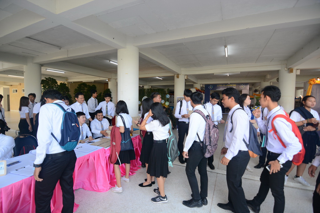 กิจกรรม Life is Learning : ชีวิตคือการเรียนรู้ การนำเสนอผลงานนิสิตสาขาวิชาเทคโนโลยีและสื่อสารการศึกษา (วันที่ 13 พฤศจิกายน 2560)