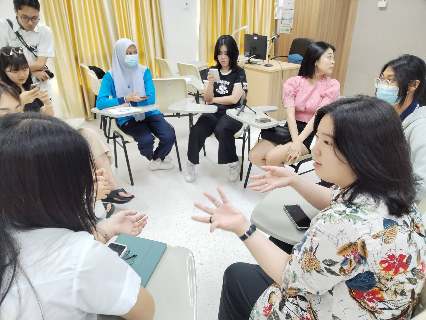 นักศึกษา MYONGJI​ University​ Korea ร่วมกับคณะศึกษาศาสตร์จัดกิจกรรมการเรียนรู้ให้กับนิสิต ในรายวิชาภาษาเกาหลีในชีวิตประจำวัน