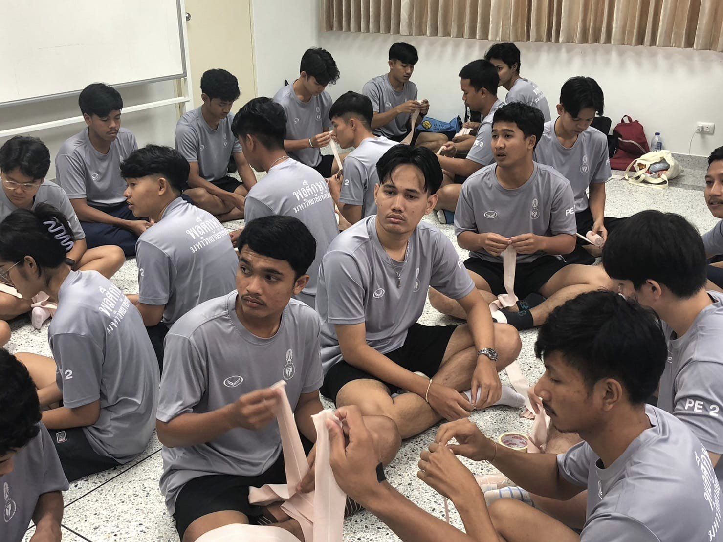 โครงการนวดทางการกีฬา  และการพันผ้าเทป