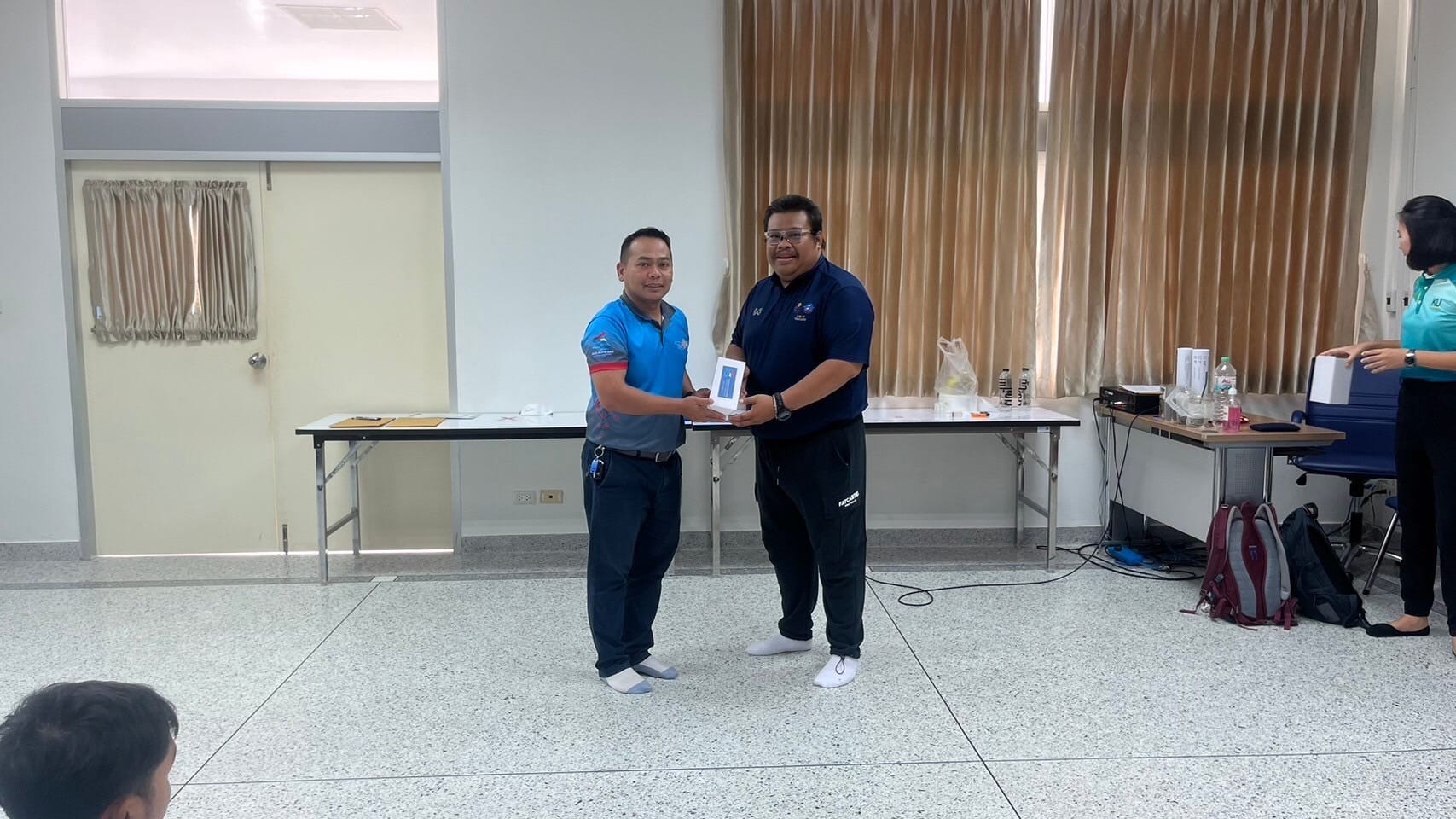 โครงการ​พัฒนา​ศักยภาพ​ทางพลศึกษา​ของนิสิต ในหัวข้อ​ "การอบรมเชิงปฏิบัติการ​การนวด และการพันผ้าเทปทางการกีฬา​"