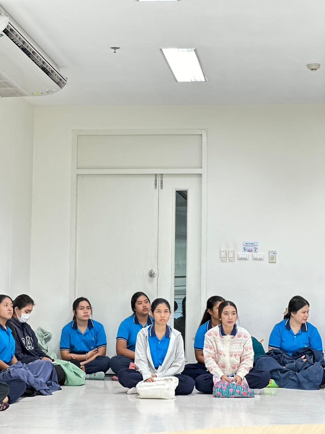 การจัดประสบการณ์ด้านร่างกายและการเคลื่อนไหวสำหรับเด็กปฐมวัย ให้กับนิสิตหลักสูตรการศึกษาบัณฑิต สาขาวิชาการศึกษา วิชาเอกการศึกษาปฐมวัย