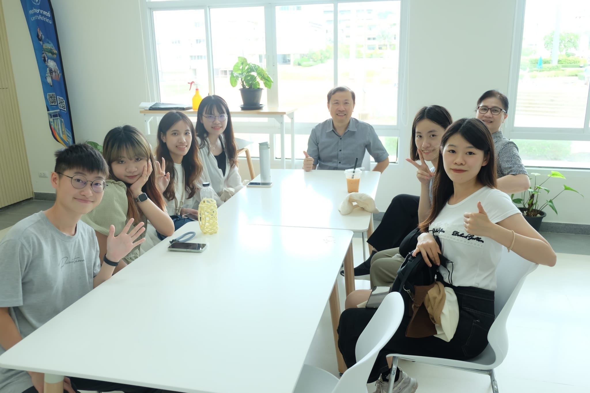 ต้อนรับ Dean for  International Relations, Prof.Hon-Man Lee, (Ph.D.)​ and​ Division Head​ Office​ of​ Inนักศึกษา​แลกเปลี่ยนจากมหาวิทยาลัย National​ Changhua​ University