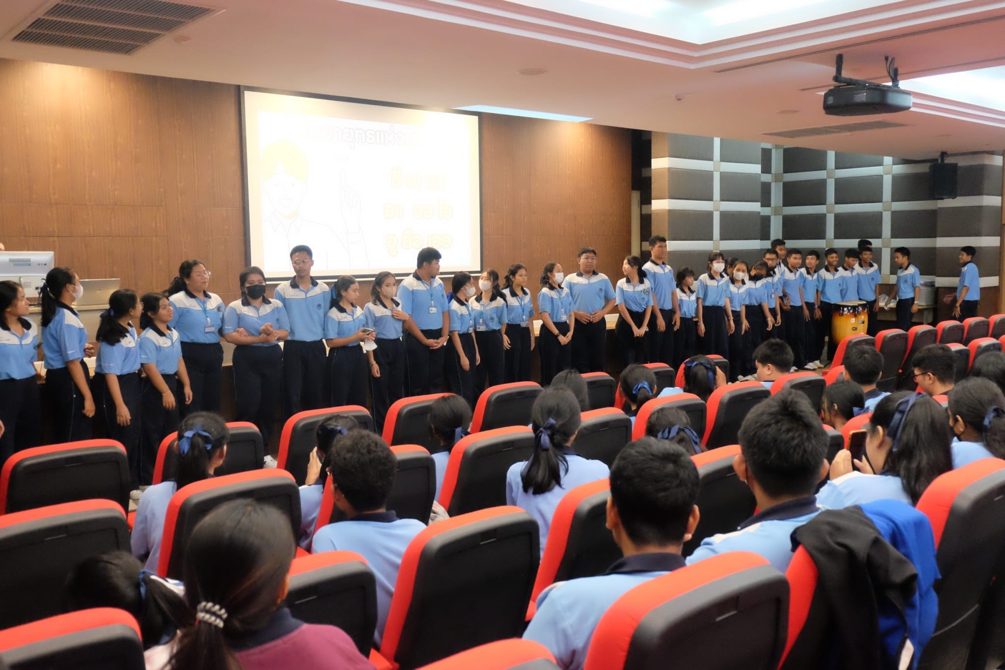 โครงการค่ายภาษาไทย “เสียง พื้นที่ ตัวตน : สร้างสรรค์พื้นที่ตัวตน By your voice”