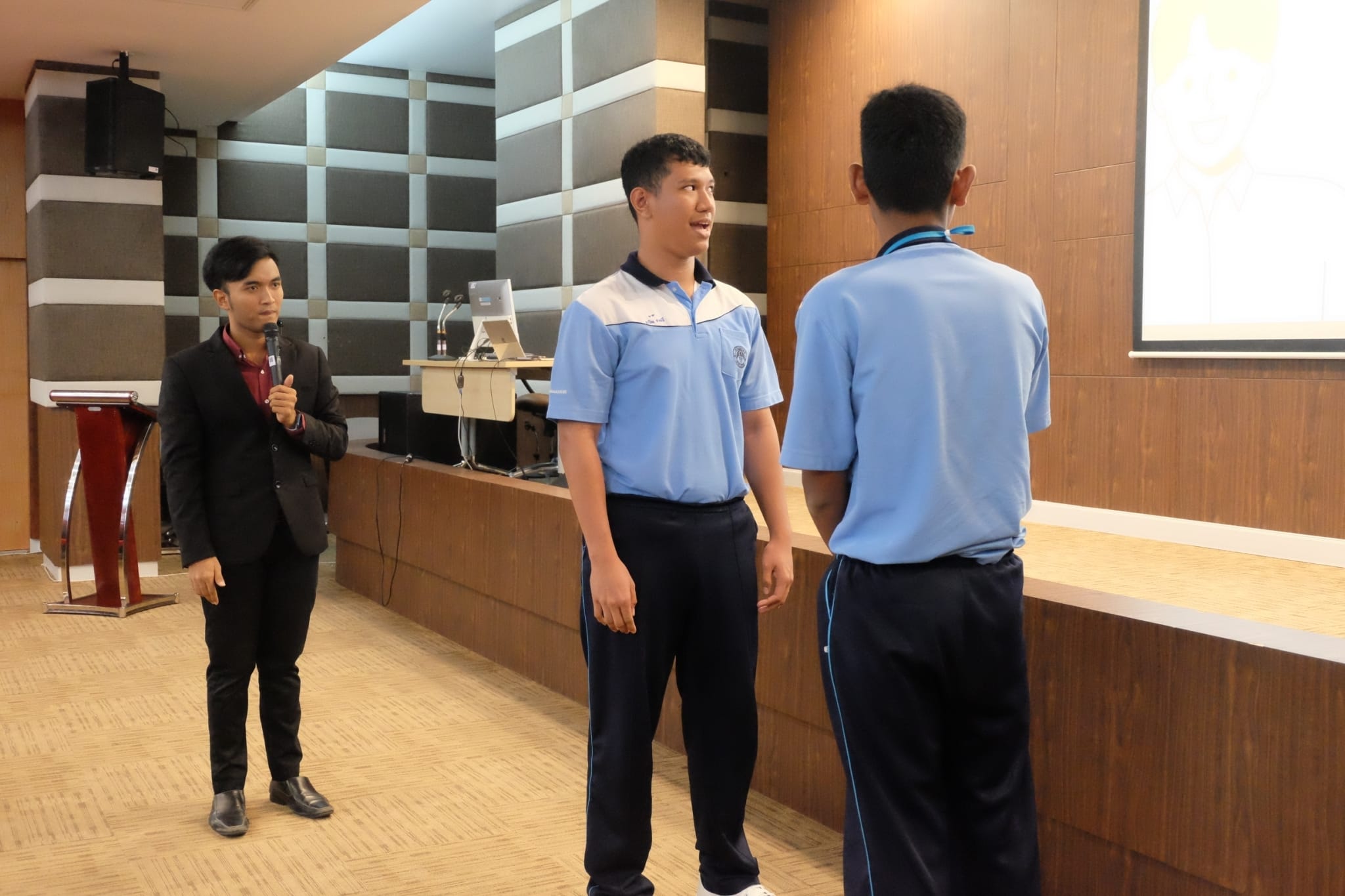 โครงการค่ายภาษาไทย “เสียง พื้นที่ ตัวตน : สร้างสรรค์พื้นที่ตัวตน By your voice”
