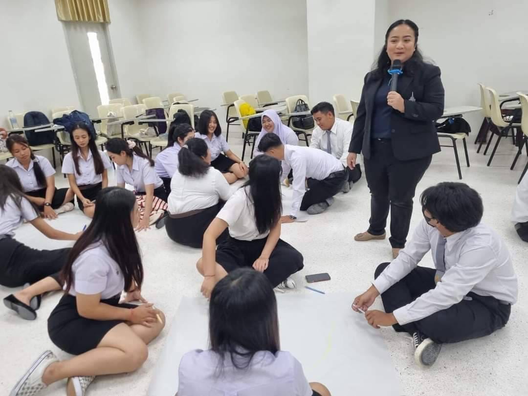 สาขาวิชาการสอนศิลปศาสตร์ จัดโครงการการเชื่อมโยงห้องเรียนสังคมศึกษา กับการเรียนรู้โดยใช้ชุมชนเป็นฐาน