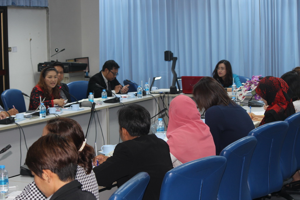 การประชุมหารือโครงการเกี่ยวกับการจัดประชุมวิชาการนำเสนอผลงานวิจัยของนิสิตนักศึกษาครูในเครือข่ายภาคใต้ตอนล่าง ครั้งที่ 4