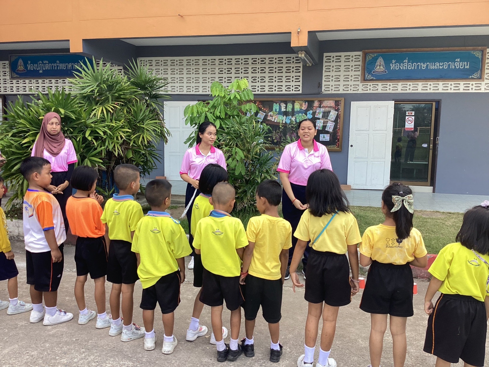 "กิจกรรม​การเล่นสำหรับ​เด็ก​ปฐมวัย" โดยนิสิตสาขาวิชา​การศึกษา​ปฐมวัย ชั้นปีที่​ 3​