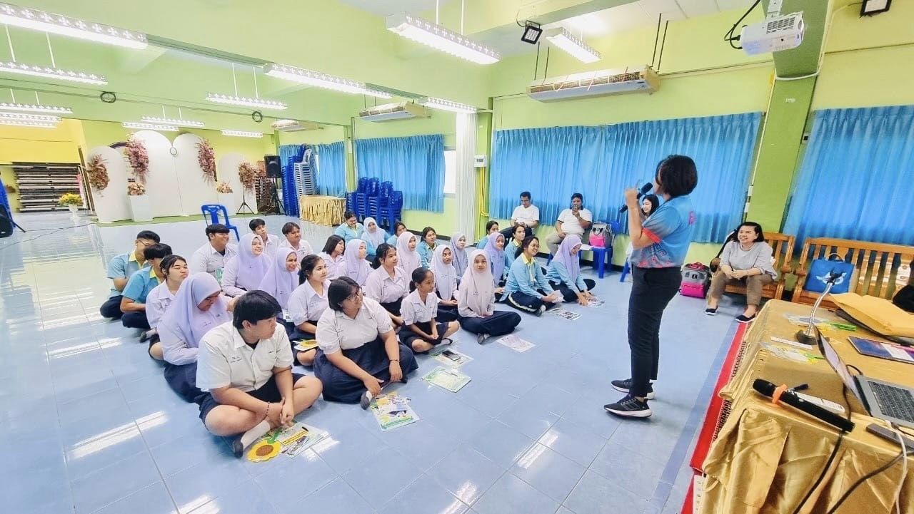ตัวแทนคณะศึกษาศาสตร์ วิทยาเขตพัทลุง ออกพื้นที่ประชาสัมพันธ์หลักสูตร และแนะแนวการเข้าศึกษาต่อ