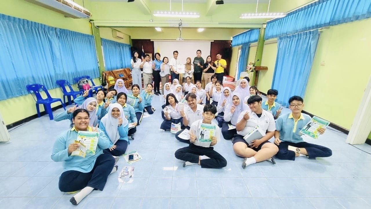 ตัวแทนคณะศึกษาศาสตร์ วิทยาเขตพัทลุง ออกพื้นที่ประชาสัมพันธ์หลักสูตร และแนะแนวการเข้าศึกษาต่อ