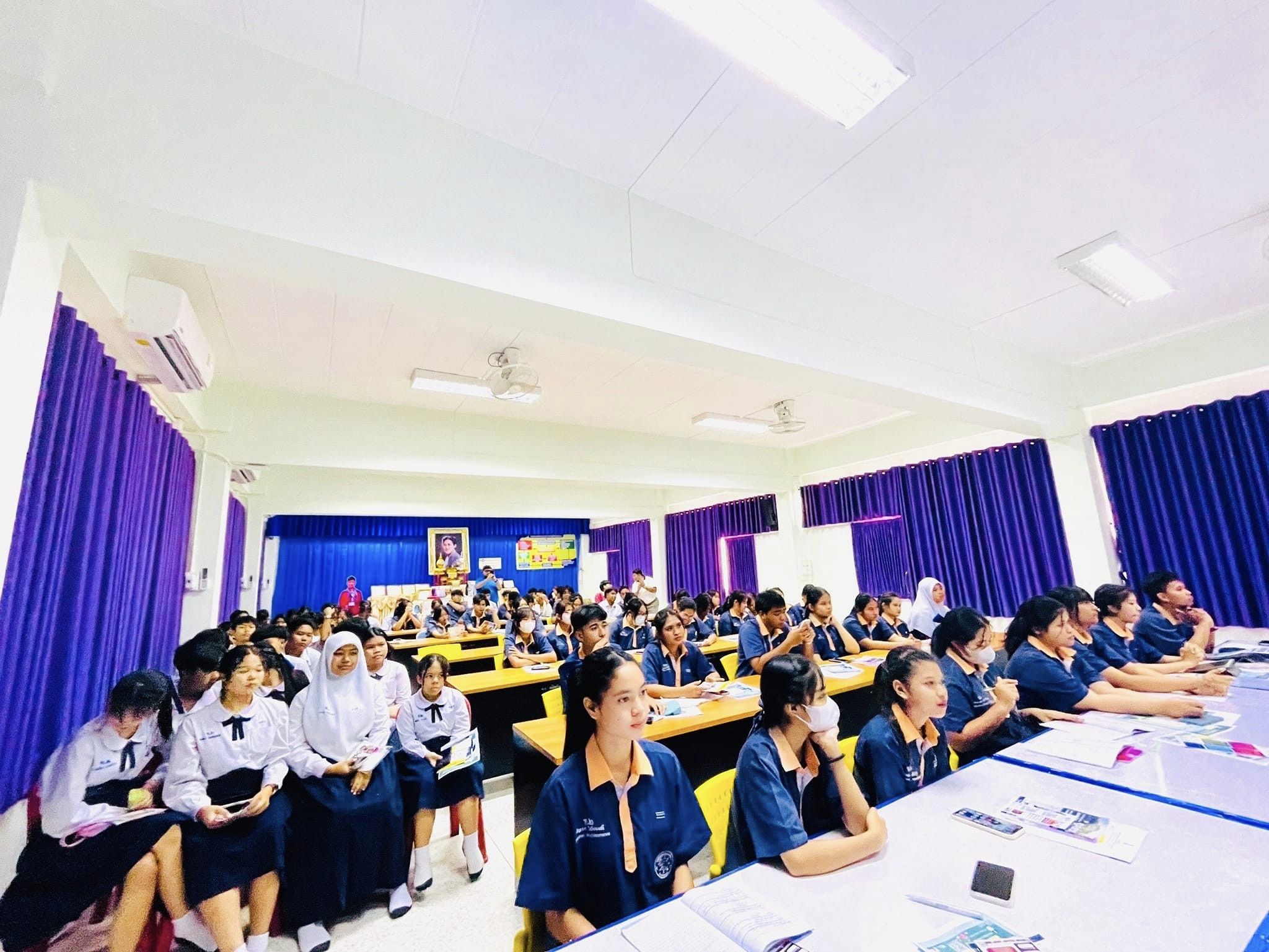 ตัวแทนคณะศึกษาศาสตร์ วิทยาเขตพัทลุง ออกพื้นที่ประชาสัมพันธ์หลักสูตร และแนะแนวการเข้าศึกษาต่อ