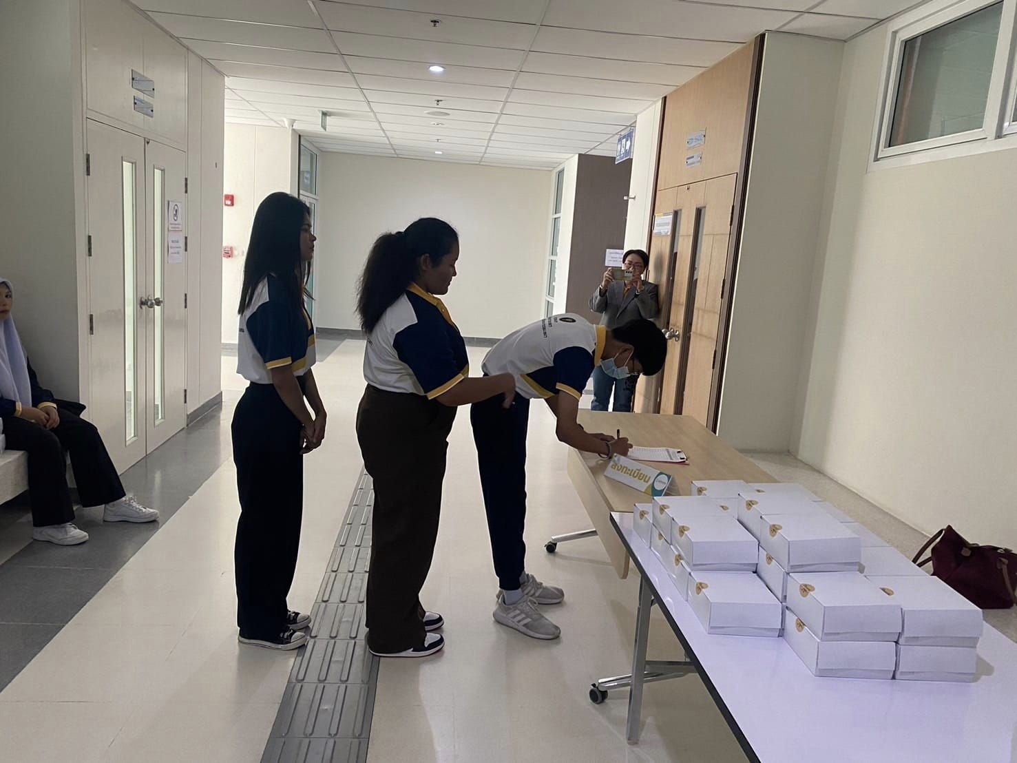 โครงการพัฒนานิสิตเพื่อเสริมสร้างศักยภาพ ในการพัฒนาตนในศตวรรษที่ ๒๑