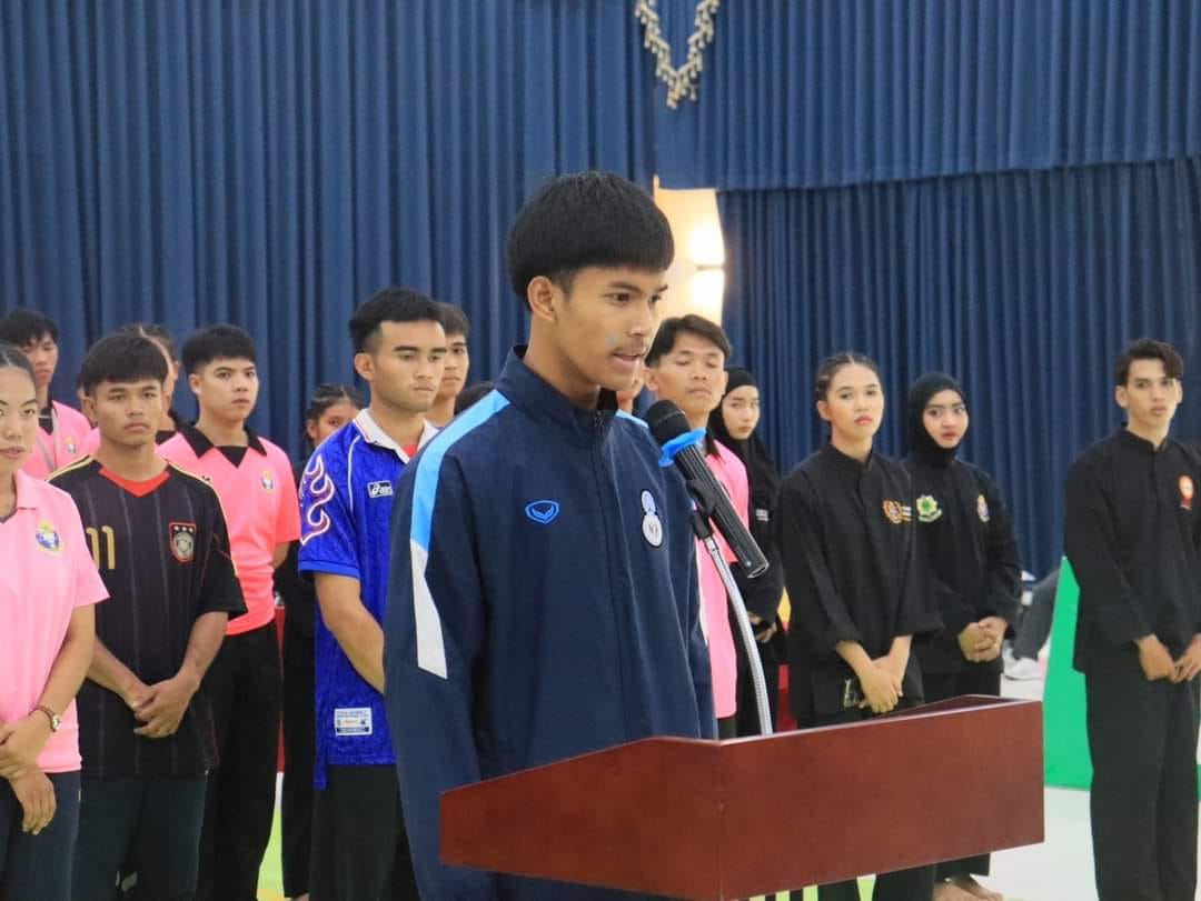 คณบดีและผู้บริหารคณะศึกษา​เข้าร่วมพิธีเปิด  การแข่งขันกีฬาปันจักสีลัต