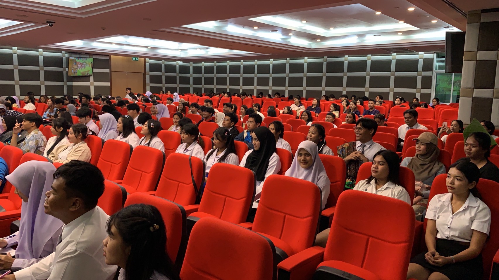 โครงการ “พลเมืองวิถีใหม่บนการศึกษาเสมอภาค”