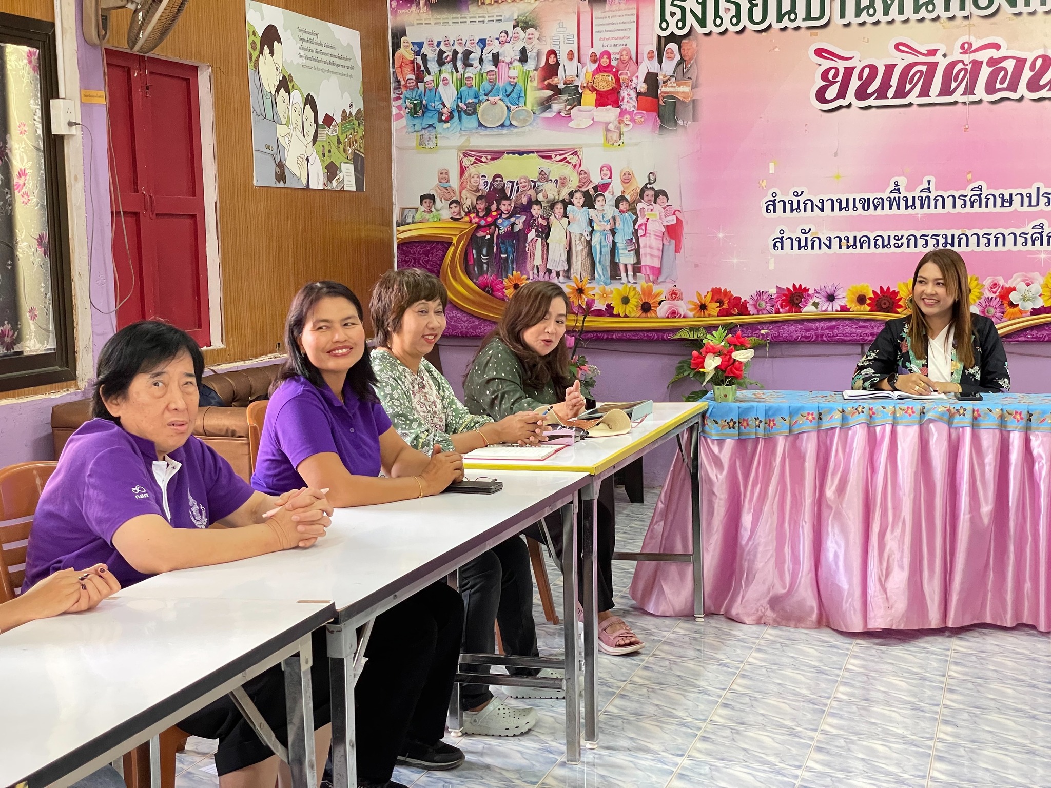 โครงการพัฒนาศักยภาพโรงเรียนในพระราชดำริ และโรงเรียนขาดแคลนในเขตพื้นที่การศึกษา  4 จังหวัดภาคใต้ ได้จัดโครงการการพัฒนาทักษะภาษาอังกฤษ