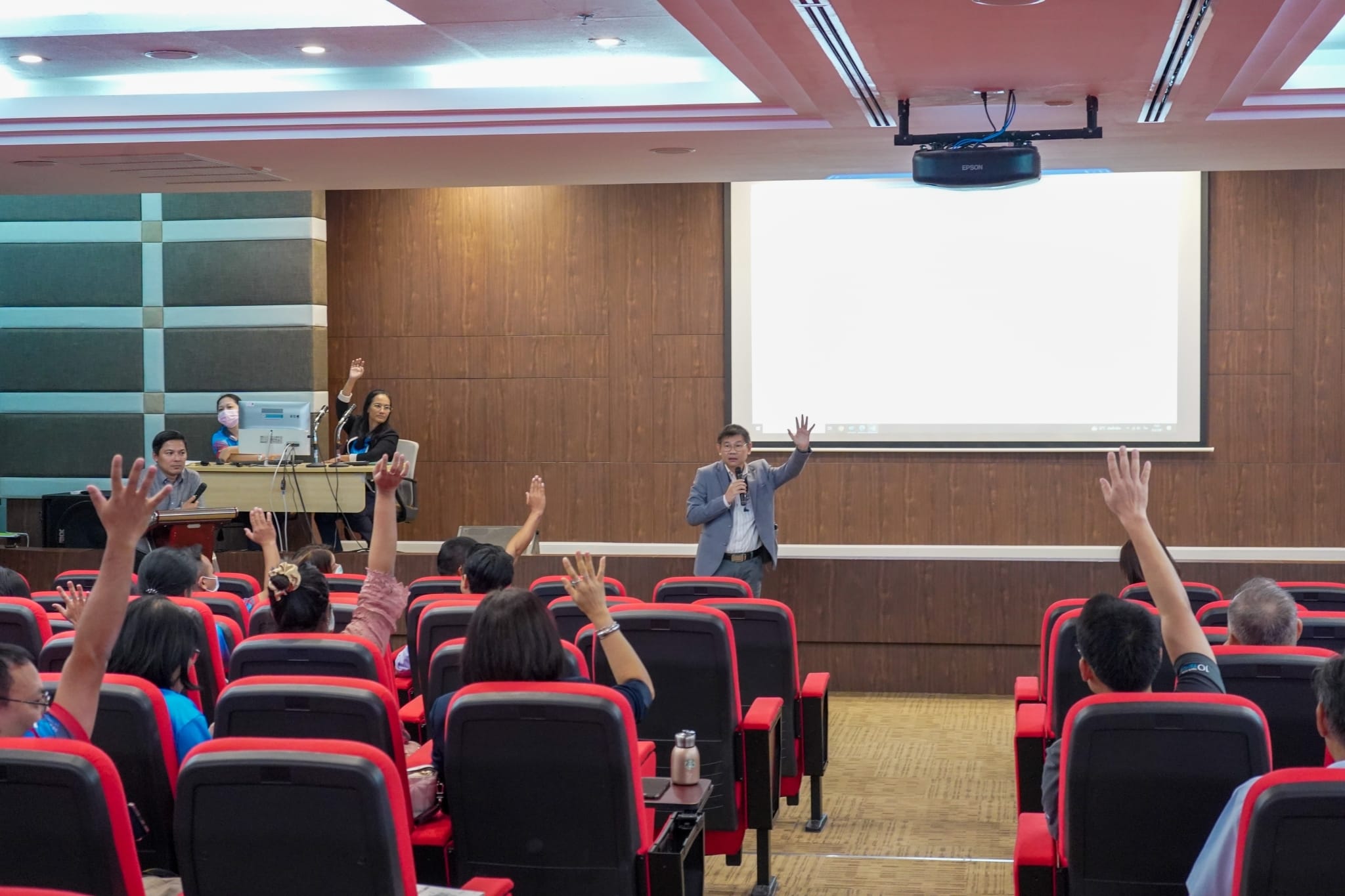 ประชุมประชาคมคณะศึกษาศาสตร์