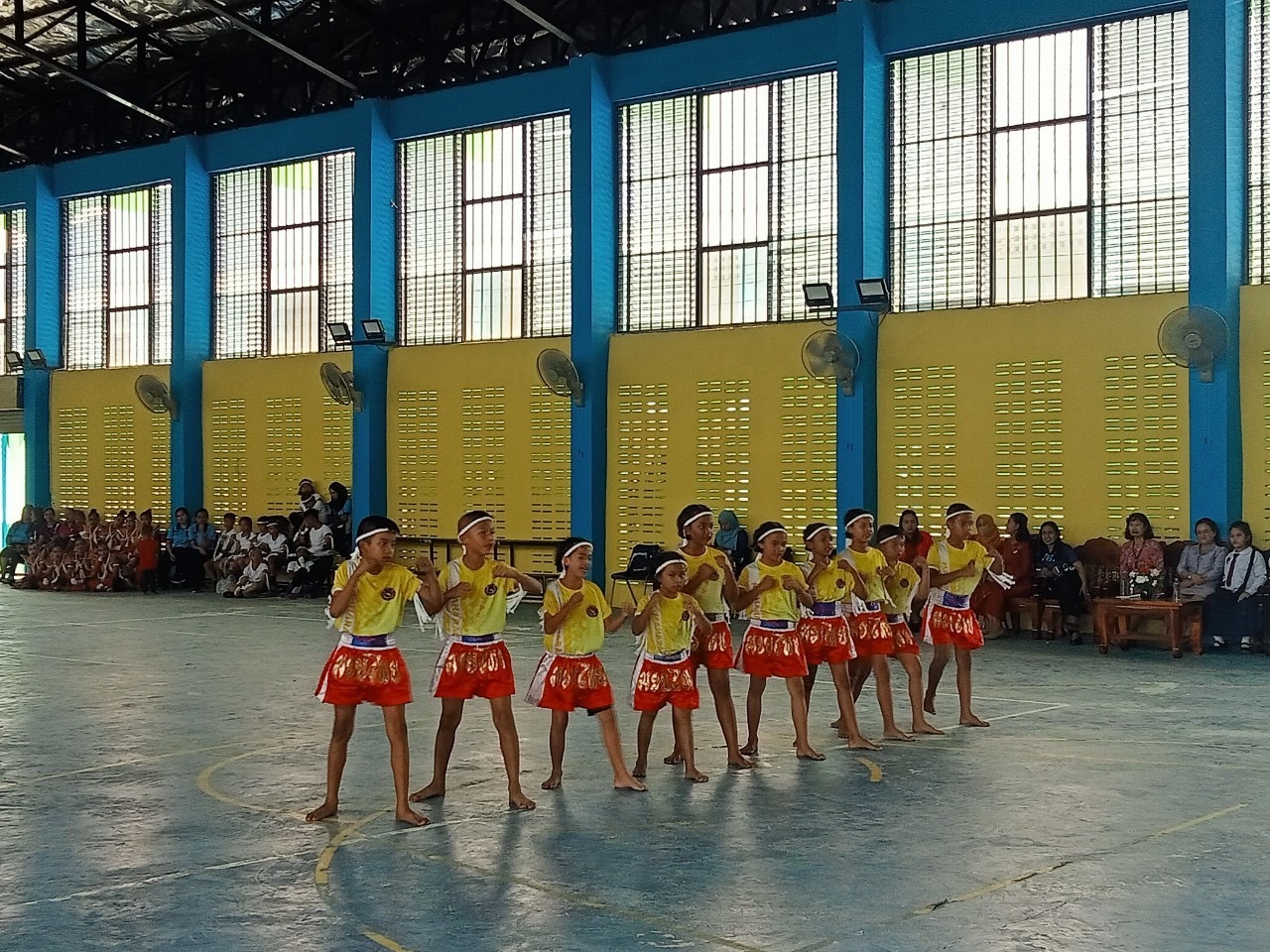 โครงการพัฒนาศักยภาพโรงเรียนในพระราชดำริ  และโรงเรียนขาดแคลนในเขตพื้นที่การศึกษา  4 จังหวัดภาคใต้ จัดโครงการส่งเสริมทักษะทางกายนักสู้แดนใต้ ด้วยมวยไทยแอโรบิก ของโรงเรียน ตำรวจตระเวนชายแดนมหาราช 1 ระยะที่ 2