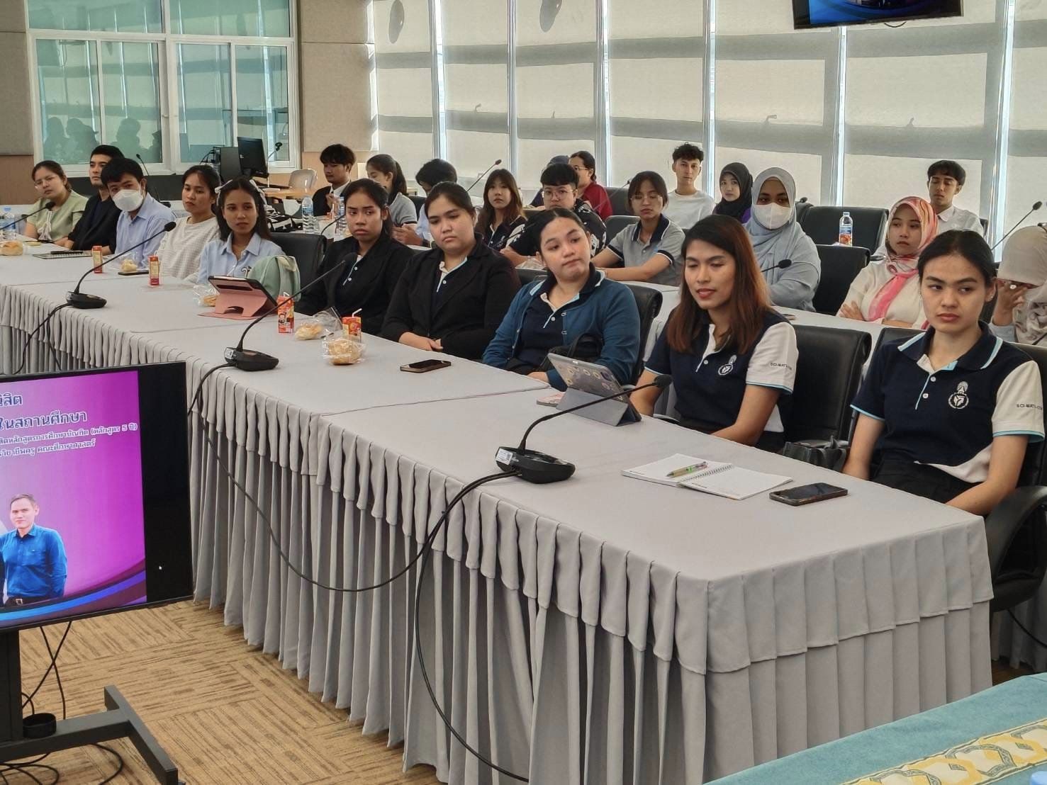 โครงการ​สัมมนา​นิสิต หลังออกฝึกปฏิบัติการ​สอนในสถานศึกษา​ สำหรับ​นิสิต​หลักสูตร​การศึกษา​มหาบัณฑิต