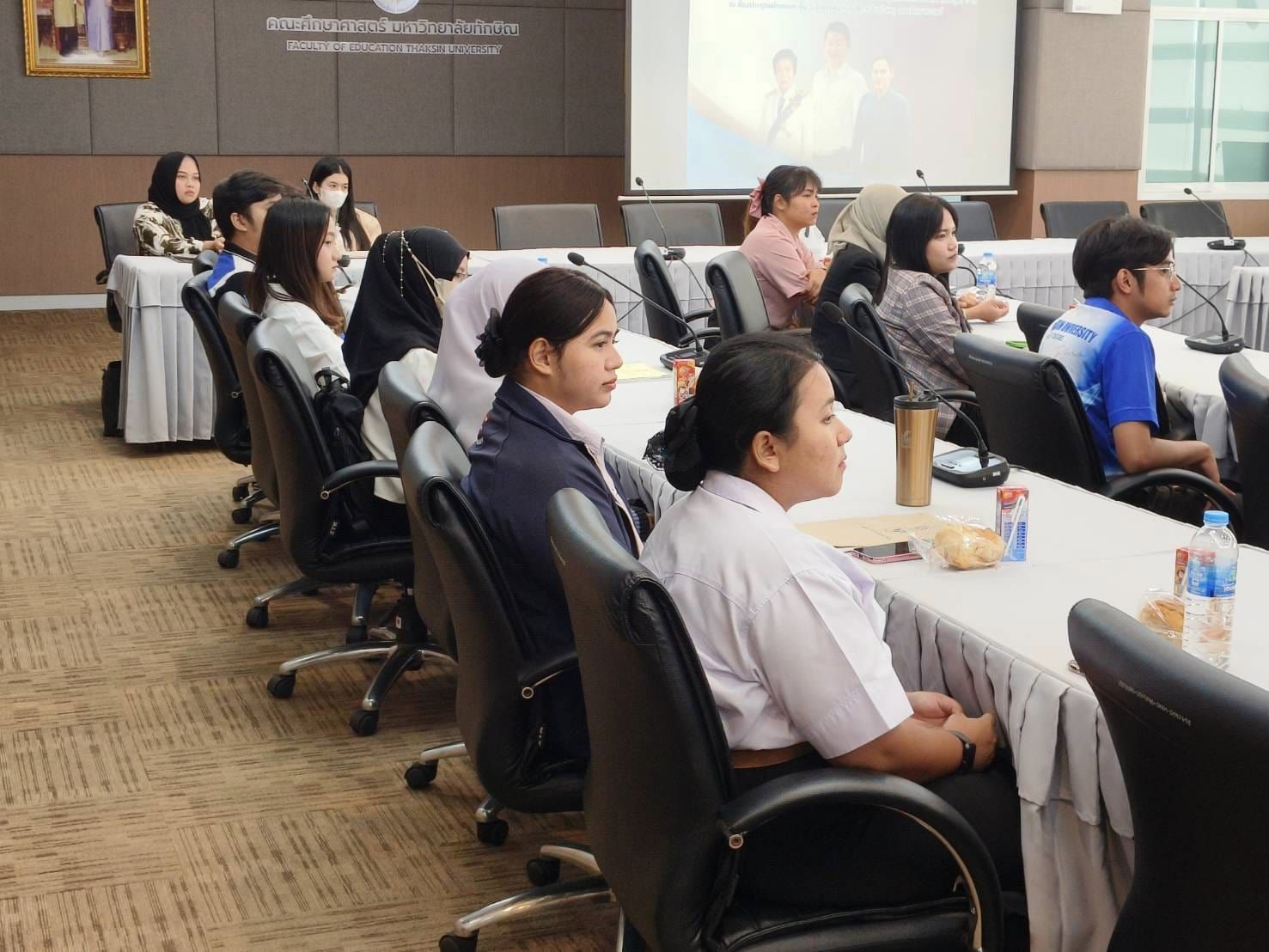 โครงการ​สัมมนา​นิสิต หลังออกฝึกปฏิบัติการ​สอนในสถานศึกษา​ สำหรับ​นิสิต​หลักสูตร​การศึกษา​มหาบัณฑิต