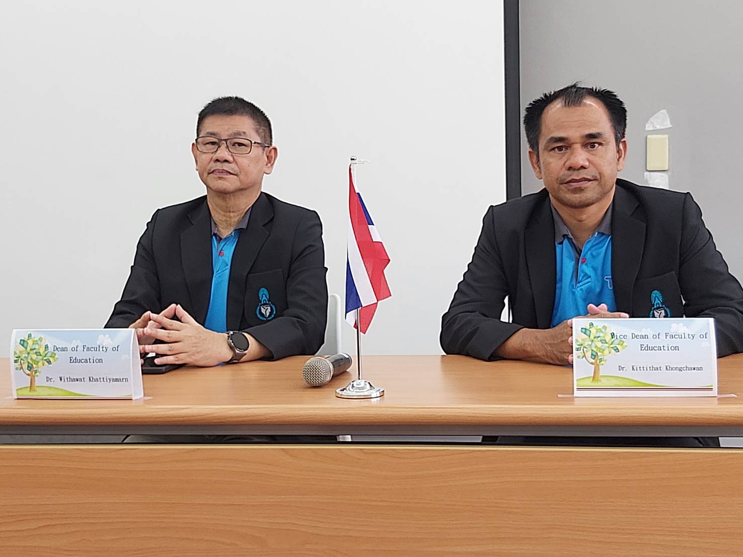 ผู้บริหาร​ คณาจารย์​ และบุคลากร​ มหา​วิทยาลัย​ ศึกษาดูงาน ณ National​ ​Changhua​ University​ of​ Education​ และ National Changhua Girls'Senior  High School