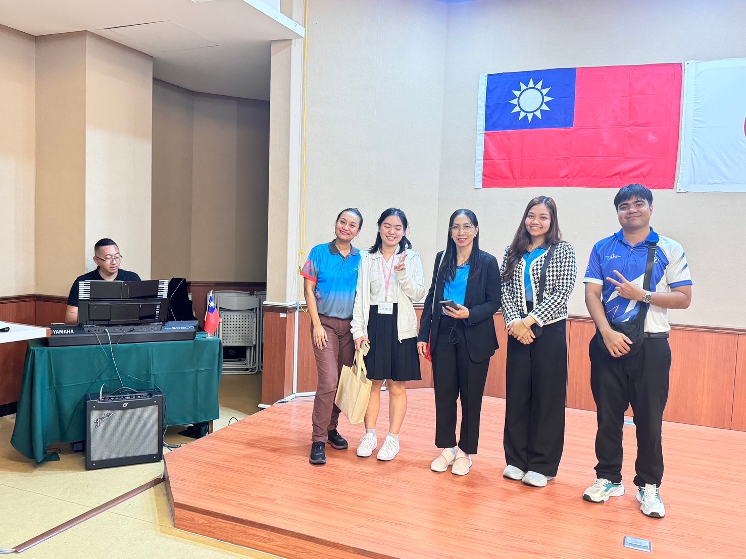 ผู้บริหาร​ คณาจารย์​ และบุคลากร​ มหา​วิทยาลัย​ ศึกษาดูงาน ณ National​ ​Changhua​ University​ of​ Education​ และ National Changhua Girls'Senior  High School