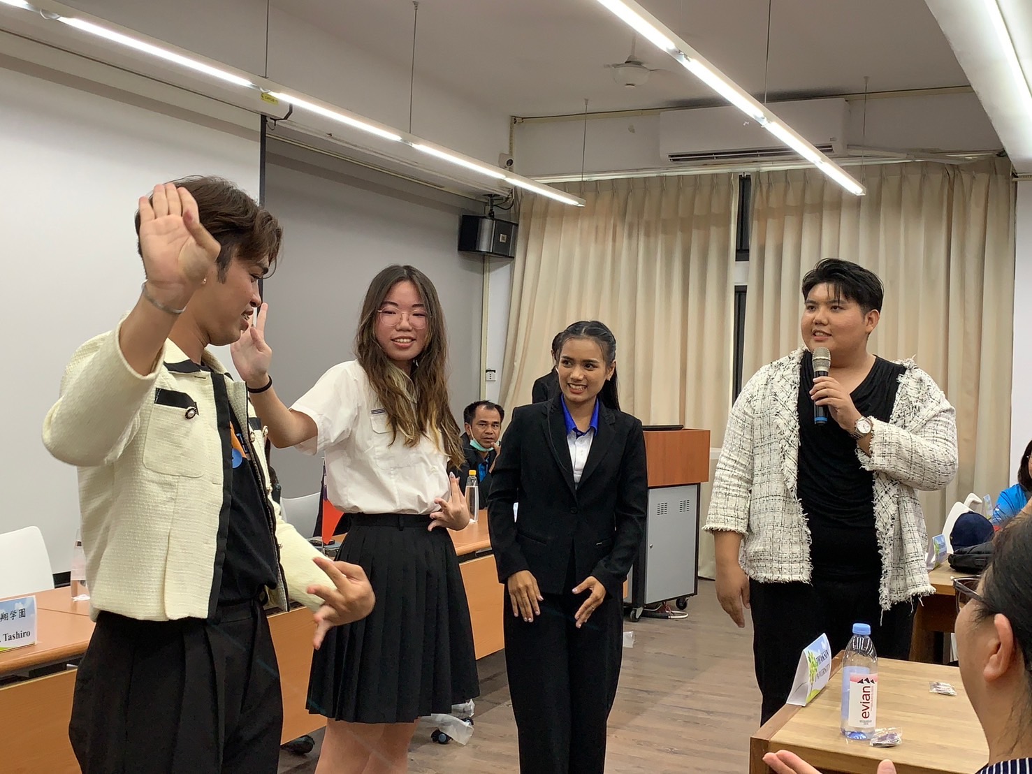 ผู้บริหาร​ คณาจารย์​ และบุคลากร​ มหา​วิทยาลัย​ ศึกษาดูงาน ณ National​ ​Changhua​ University​ of​ Education​ และ National Changhua Girls'Senior  High School