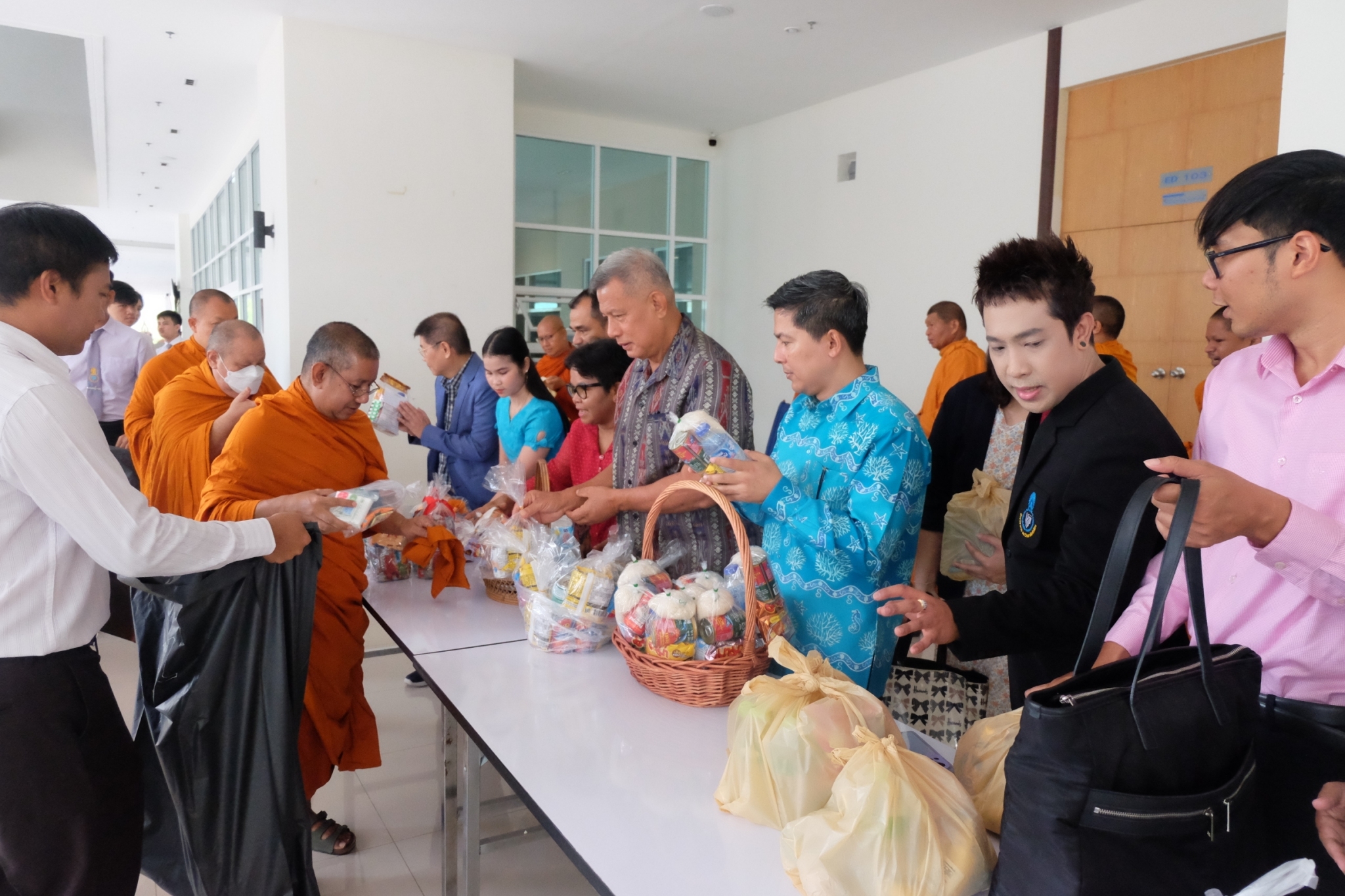 โครงการ​"สืบสาน​ประเพณี​สงกรานต์​ประจำปี พ.ศ. 2567"