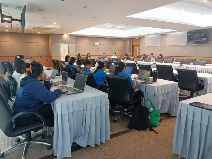 โครงการสัมมนาและปฏิบัติการขอใบประกอบวิชาชีพครู ผ่านระบu KSP Self-Sevice
