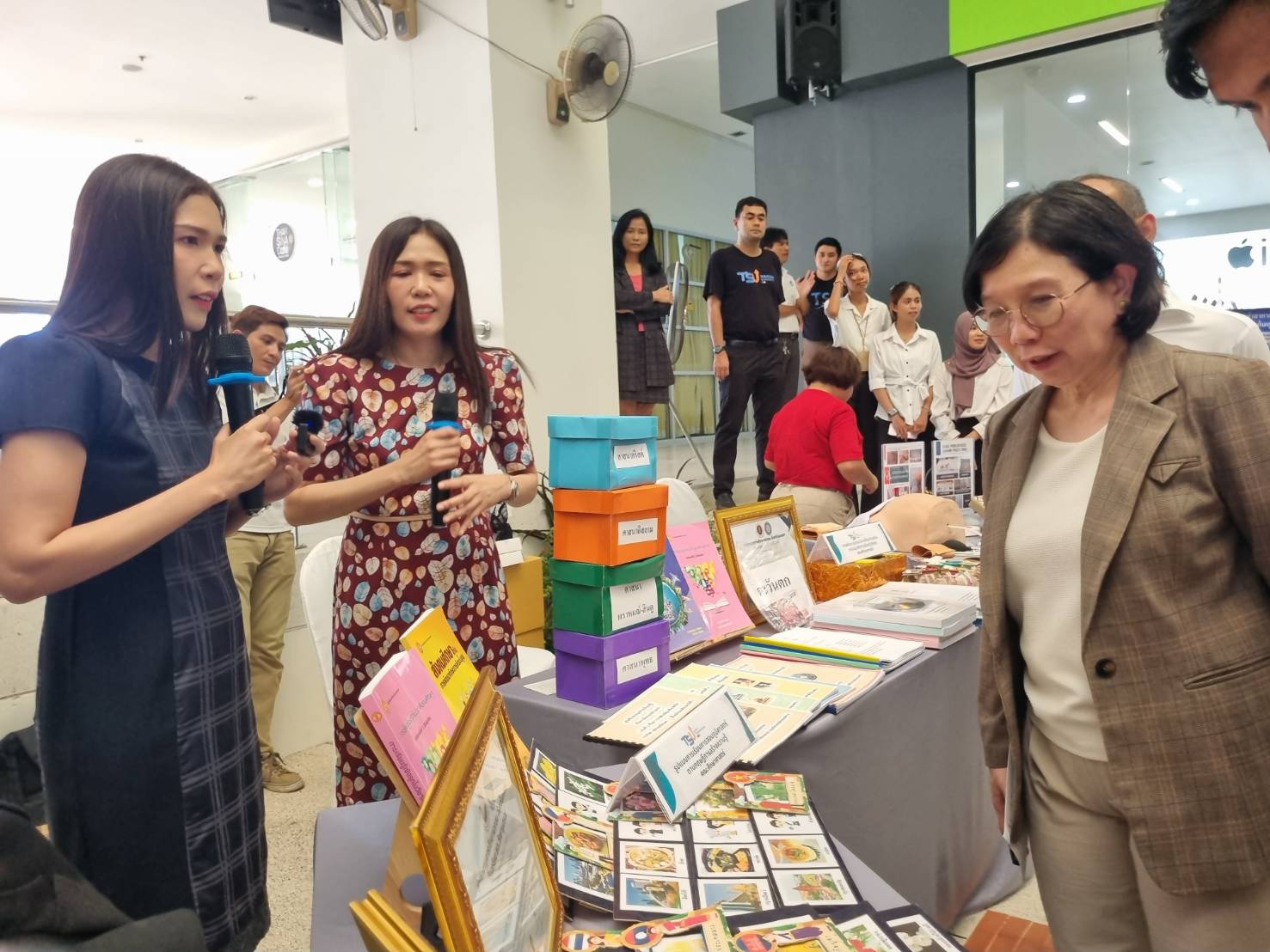นิทรรศการ EDU TSU proud to be Educational Innovator  "พลิกโฉมคณะศึกษาศาสตร์ (EDU Transformation)