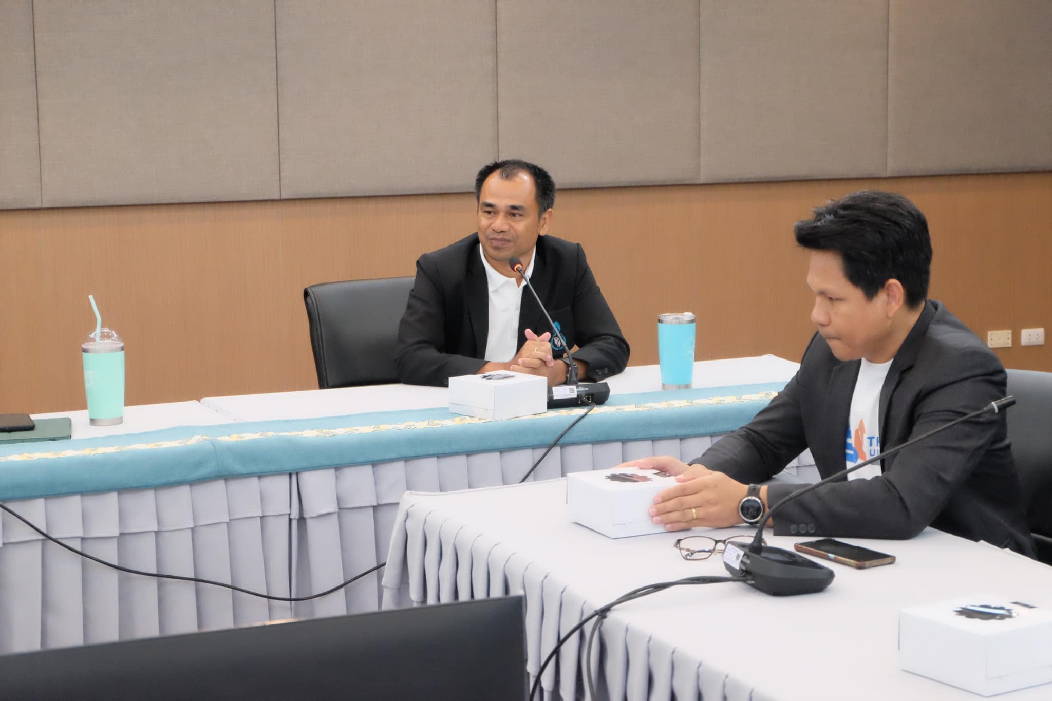 ยินดีต้อนรับ คณะศึกษาศาสตร์ มหาวิทยาลัยบูรพา  เพื่อแลกเปลี่ยนเรียนรุ้ด้านการพัฒนาหลักสูตรและการจัดการเรียนรู้เแบบ Active Learning