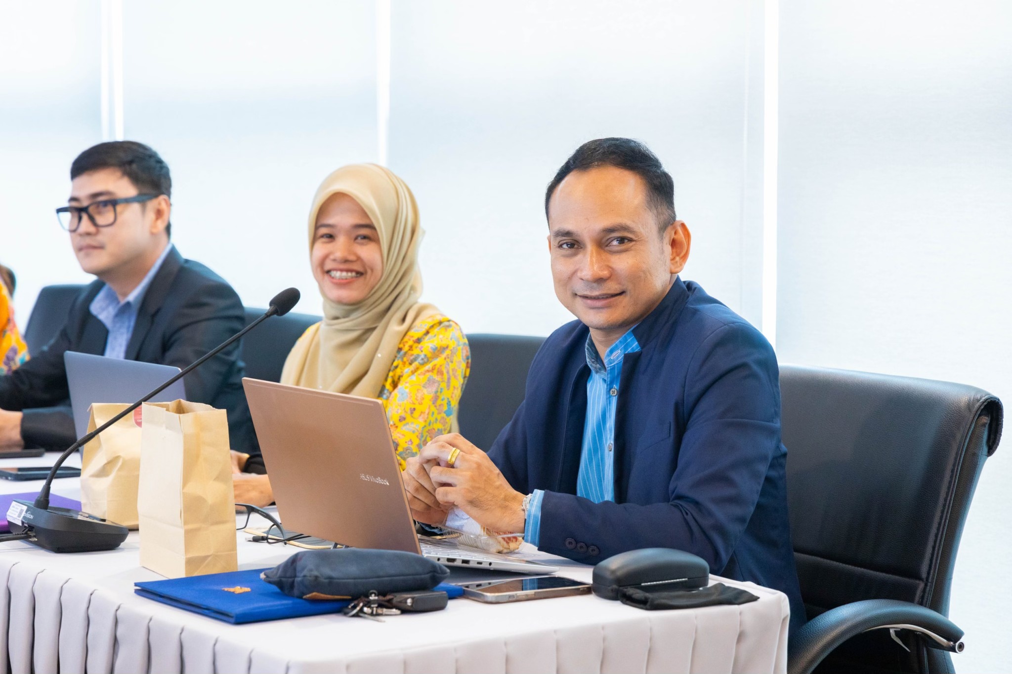 คณะศึกษาศาสตร์ จัดประชุมสัมมนา ติดตาม ตรวจสอบและประเมินหลักสูตรสถานศึกษาขั้นพื้นฐาน