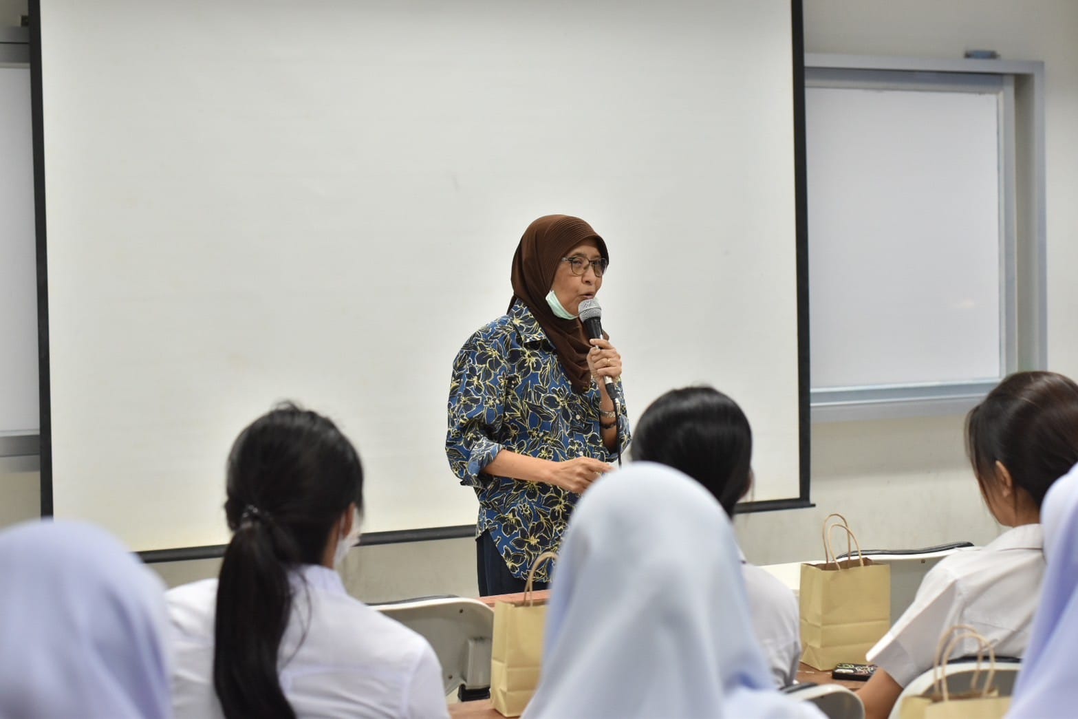 โครงการเตรียมพร้อมและปฐมนิเทศนิสิต ก่อนออกฝึกปฏิบัติการสอนในสถานศึกษา สำหรับนิสิตหลักสูตรการศึกษาบัณฑิต (หลักสูตร 4 ปี) รหัส 65