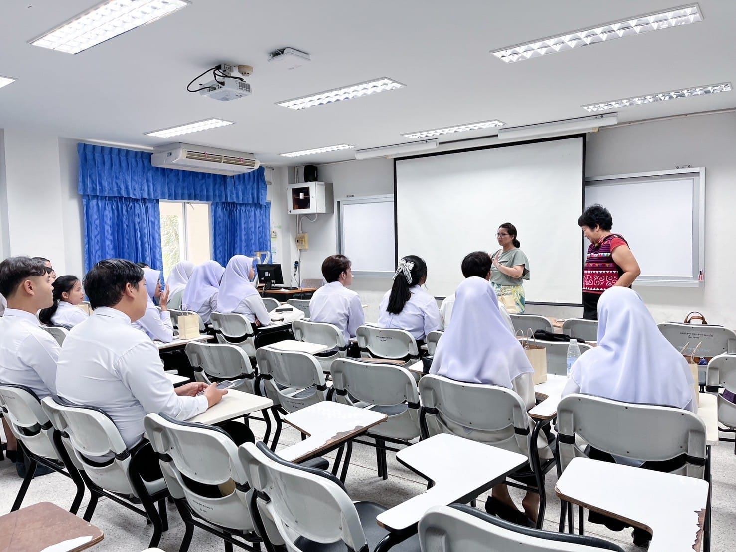 โครงการเตรียมพร้อมและปฐมนิเทศนิสิต ก่อนออกฝึกปฏิบัติการสอนในสถานศึกษา สำหรับนิสิตหลักสูตรการศึกษาบัณฑิต (หลักสูตร 4 ปี) รหัส 65