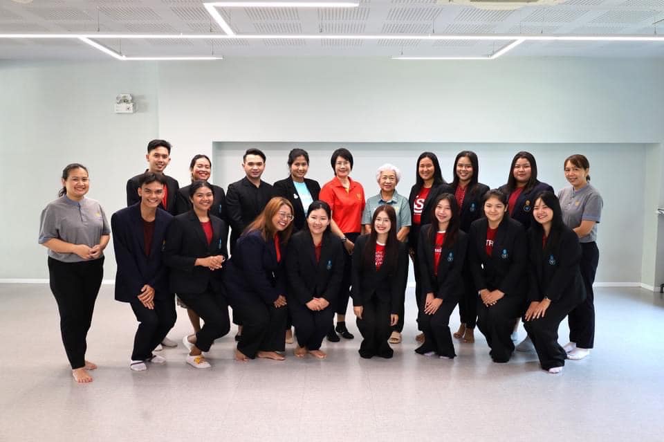 นิสิตหลักสูตร กศ.ม สาขาวิชาการวิจัยและประเมิน และ นิสิตกศ.บ สาขาวิชาการวัดและประเมินทางการศึกษา ศึกษาดูงาน ณ โรงเรียนปลูกปัญญา นครราชสีมา